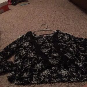 Girls could shoulder top. 5/$20